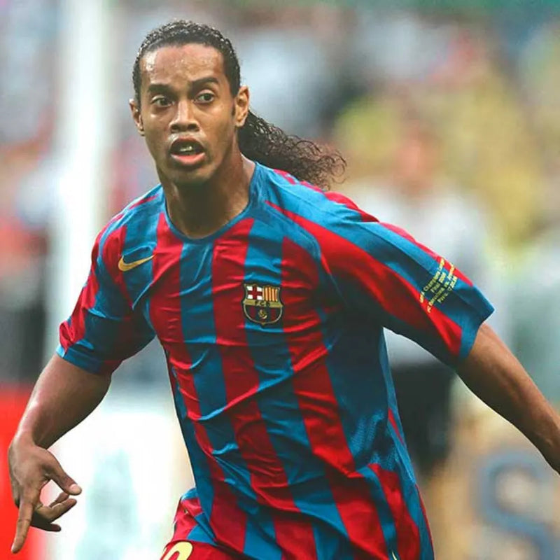 #10 RONALDINHO Camiseta Retro Primera 2006/07